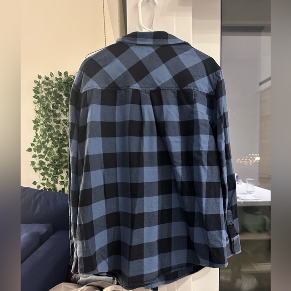 aritzia wilfred free Blue and Black Plaid Button-Up Shirt - Picture 3 of 3